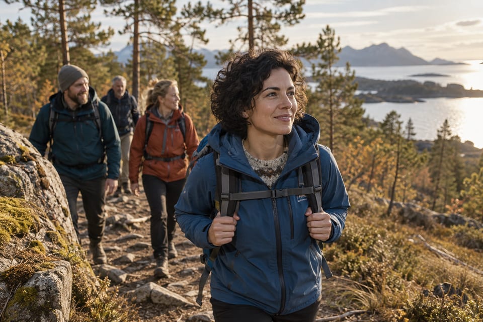 Turgåere på en sti i naturen – KI-generert illustrasjonsbilde for DNT Bodø og Omegn – fellesturer