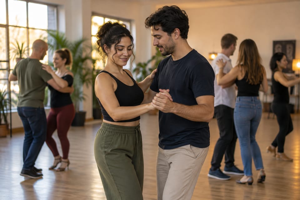 To dansere og musikk – KI-generert illustrasjonsbilde for Salsa/Bachata Social – Stavanger